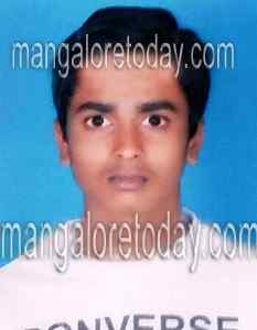  engineering student hangs himself